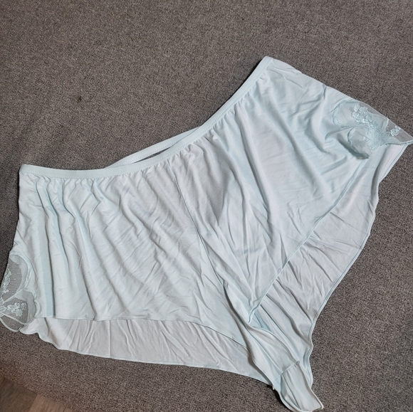 Savage X Fenty 2 piece pijama 95% Rayon, Pistacio color, 3X - Picture 8 of 13